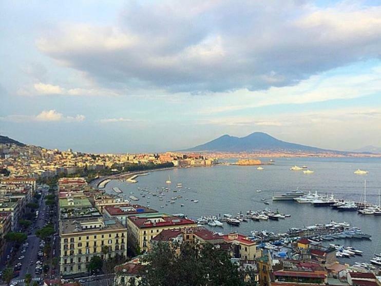 A Casa Di Peppe Apartman Nápoly Kültér fotó